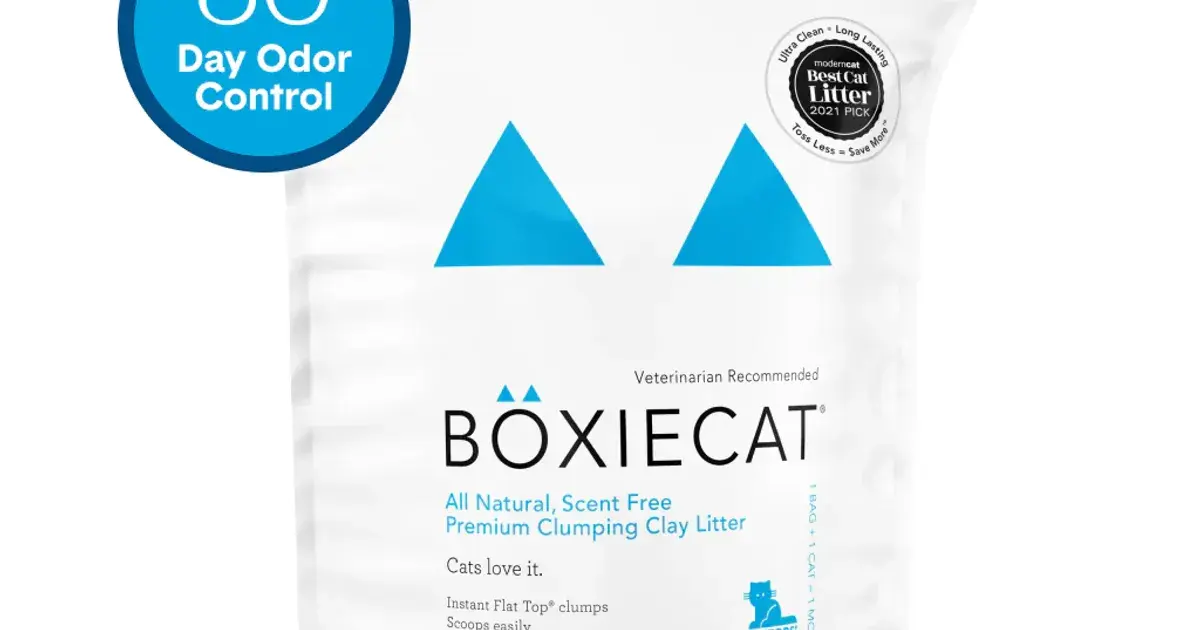Boxiecat Premium clumping clay litter bag on a plain background, on the brand page